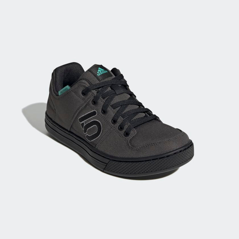 Load image into Gallery viewer, Five Ten Freerider Canvas Shoe