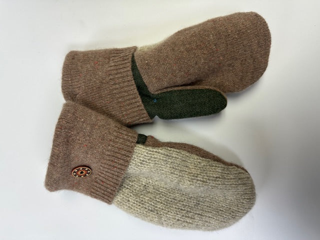 Load image into Gallery viewer, S&#39;mitten Mittens Handcrafted in VT
